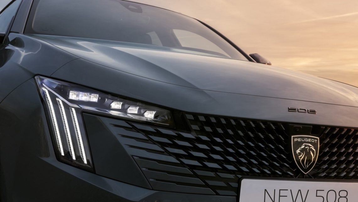 "Peugeot" pristatymas: Nuo inžinerinio meistriškumo iki mūsų patikimų paslaugų